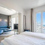 Duenenpalais App 16